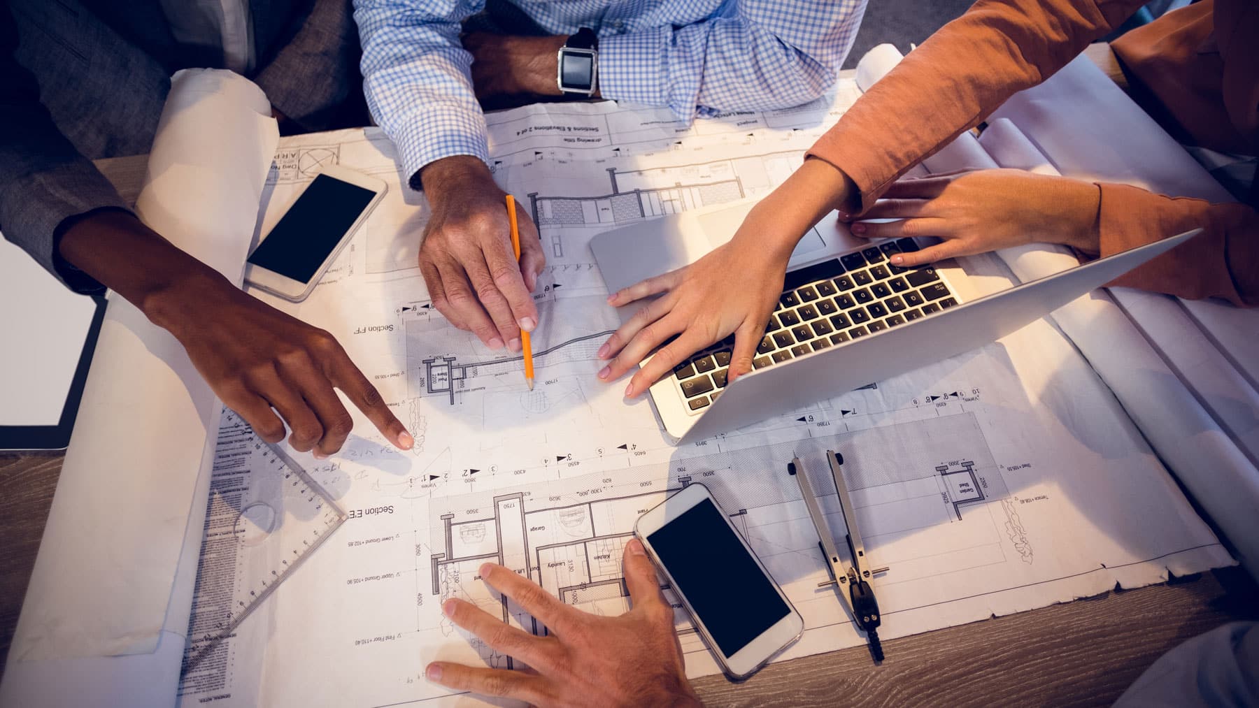 Commercial vs general contractors - Differences between commercial and general contractor projects